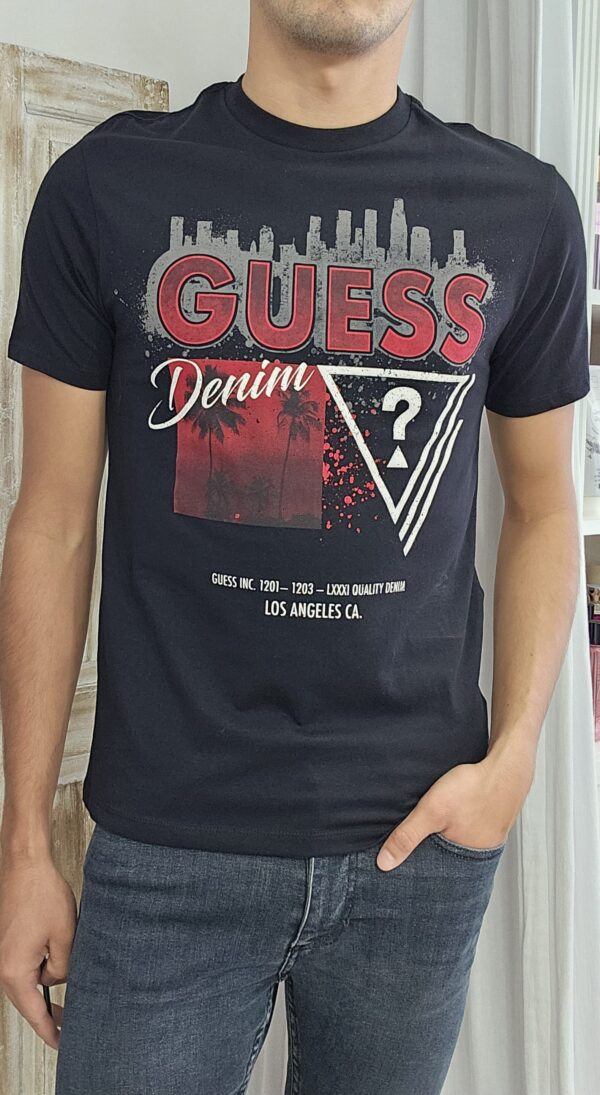 Remera Guess