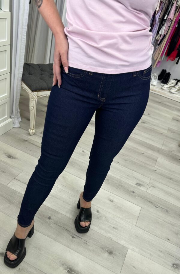 Jean Gap