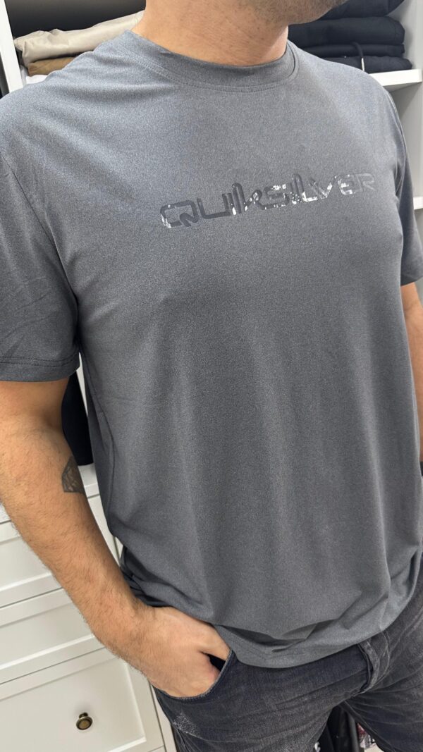 Remera Quiksilver
