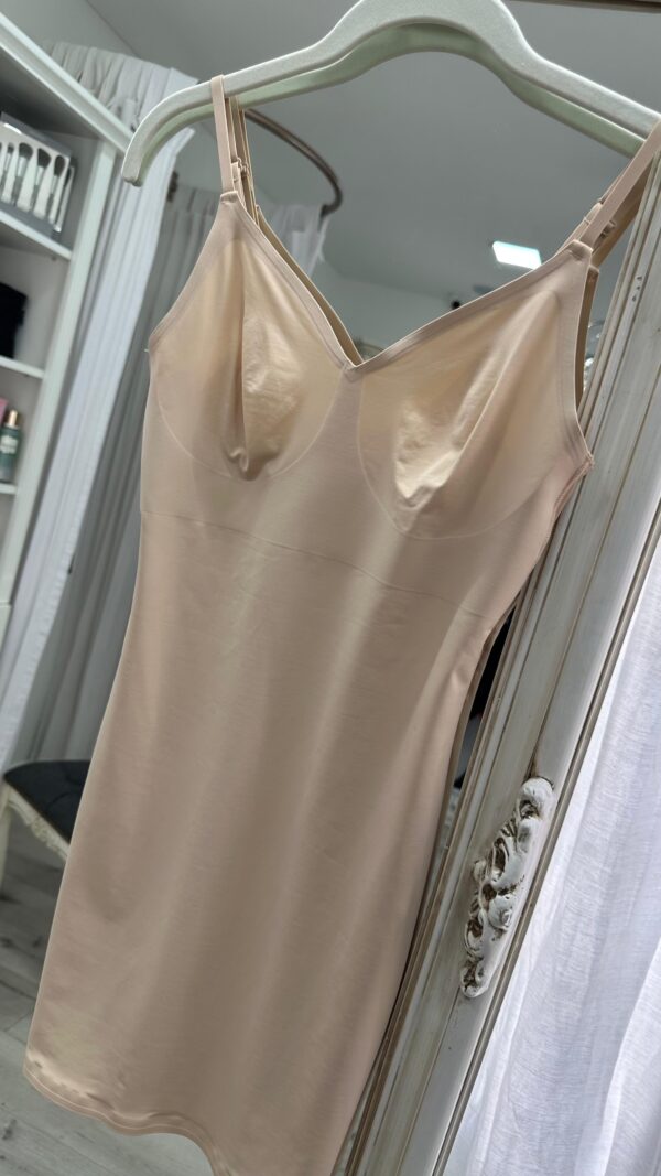 Vestido Primark modelador