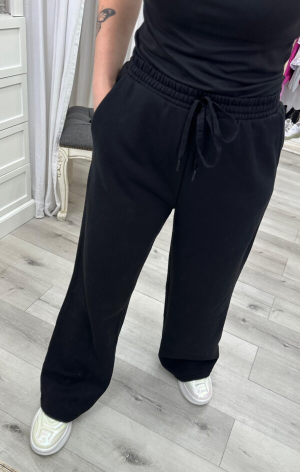 Pantalón oxford frizado con bolsillos