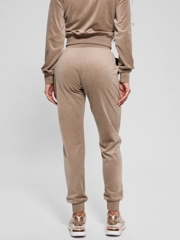 Jogging Guess plush - Imagen 2