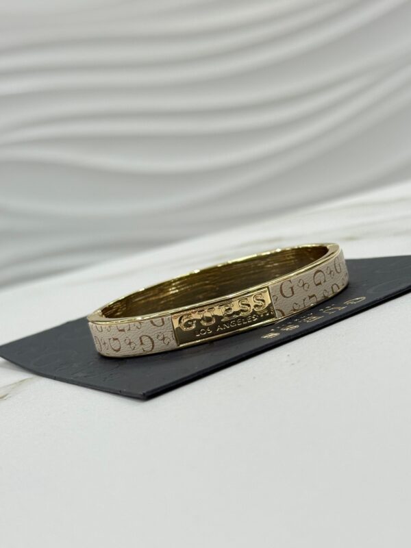 Pulsera brazalette Guess Los Angeles rígido