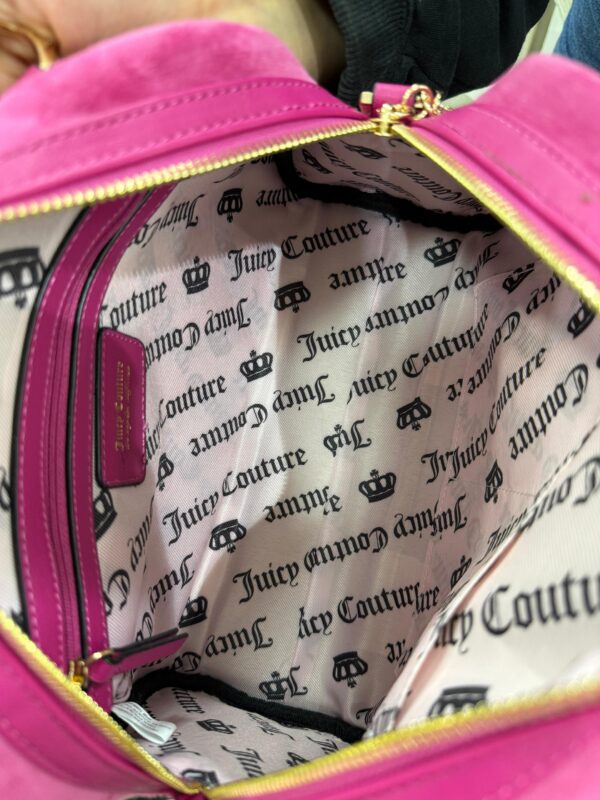 Cartera Juicy fucsia con corazón de cristales - Imagen 2