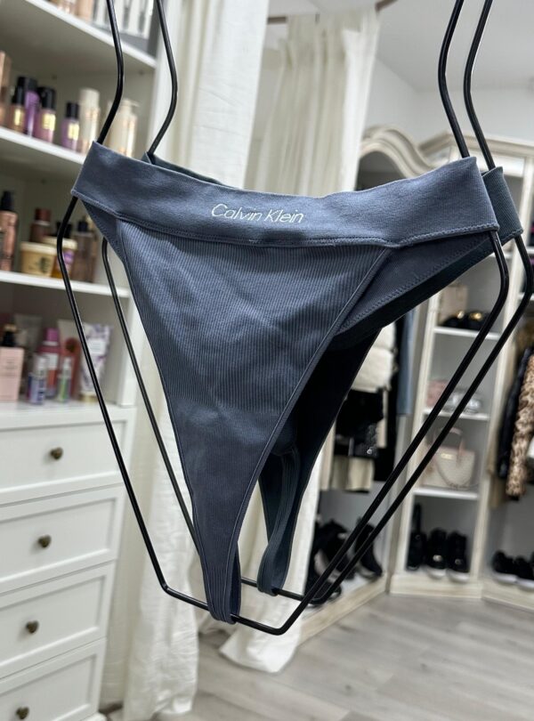Less Calvin Klein