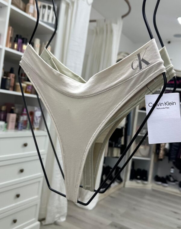 Less Calvin Klein