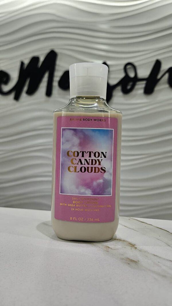Body lotion Bath & Body cotton candy clouds