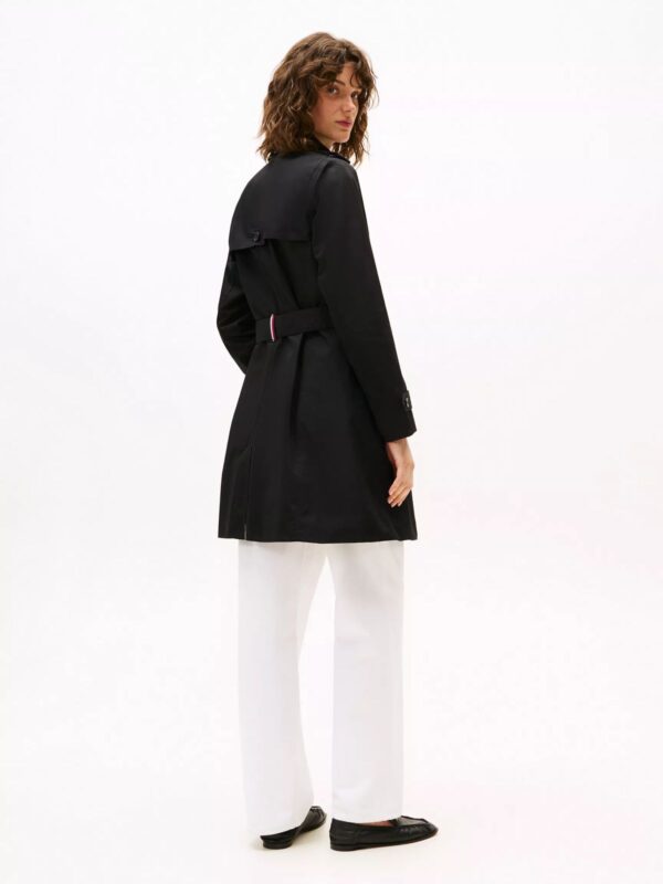 Piloto Tommy Hilfiger cruzado con botones y cinto - Imagen 5