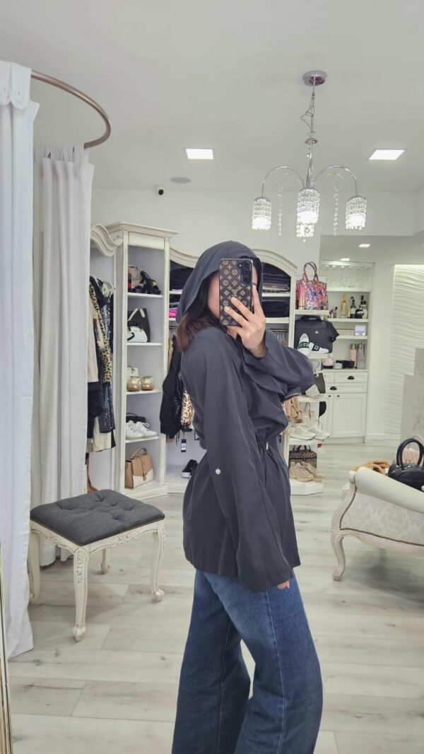 Piloto Forever 21 gris con capucha - Imagen 2