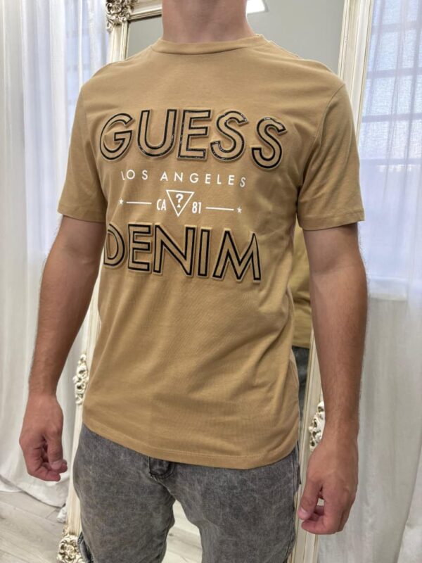 Remera Guess manga corta