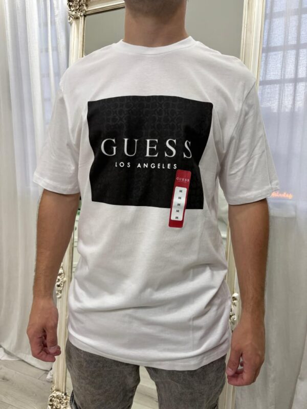 Remera Guess manga corta